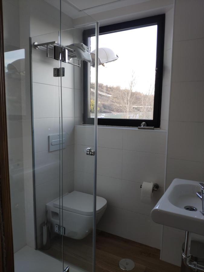 Hotel Los Rosales Almázcara 部屋 写真