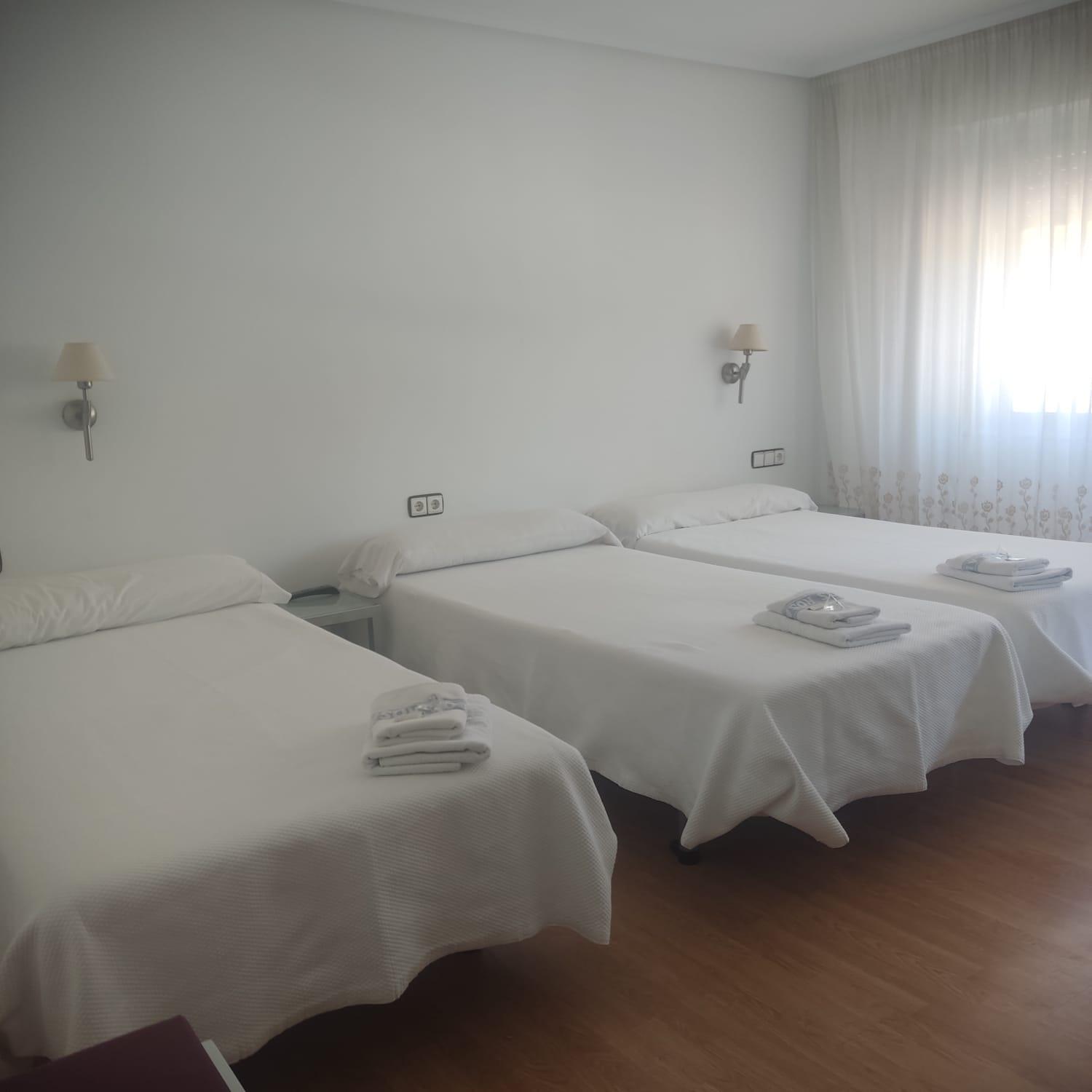 Hotel Los Rosales Almázcara エクステリア 写真