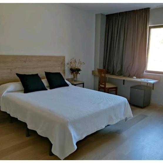 Hotel Los Rosales Almázcara エクステリア 写真