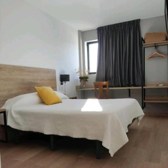 Hotel Los Rosales Almázcara エクステリア 写真